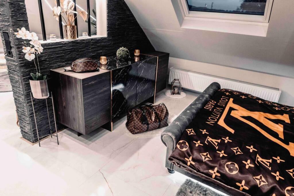 Exquisites Loft Mit Whirlpool Hagen (Arnsberg) Exterior foto